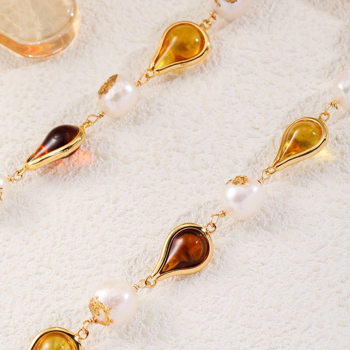 Bohemian Teardrop Amber & Freshwater Pearl Set - Gold Plated Necklace, Bracelet & Earrings - Image 6