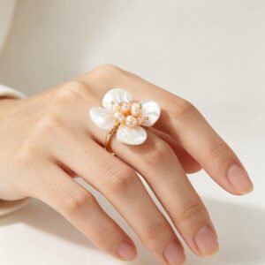 18K Gold Plated Mother of Pearl Flower Adjustable Ring, Baroque Pearl Floral Statement Ring for Women
