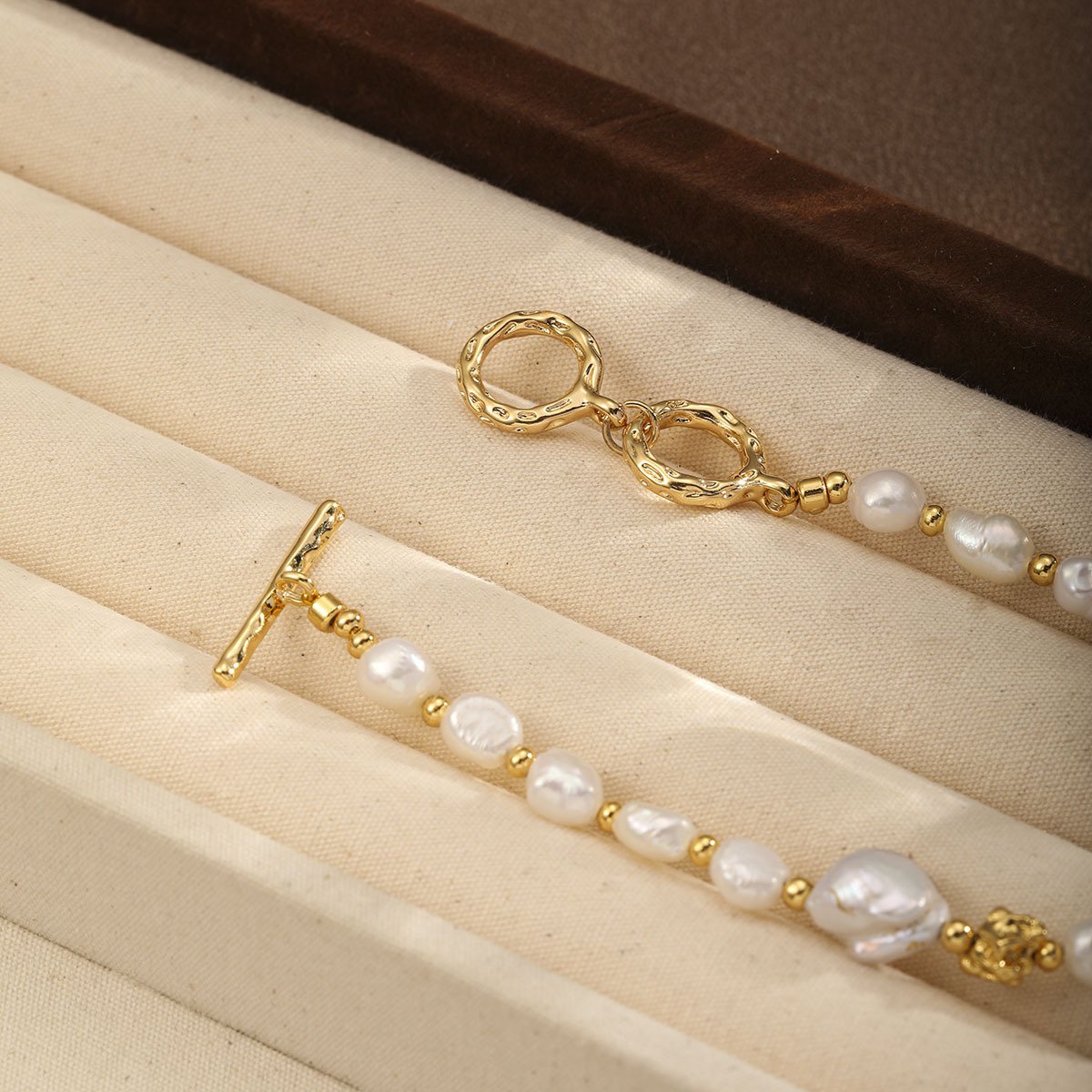 18K Gold Plated Baroque Pearl Toggle Bracelet, Handmade Irregular Pearl Beaded Bracelet for Women - Image 5
